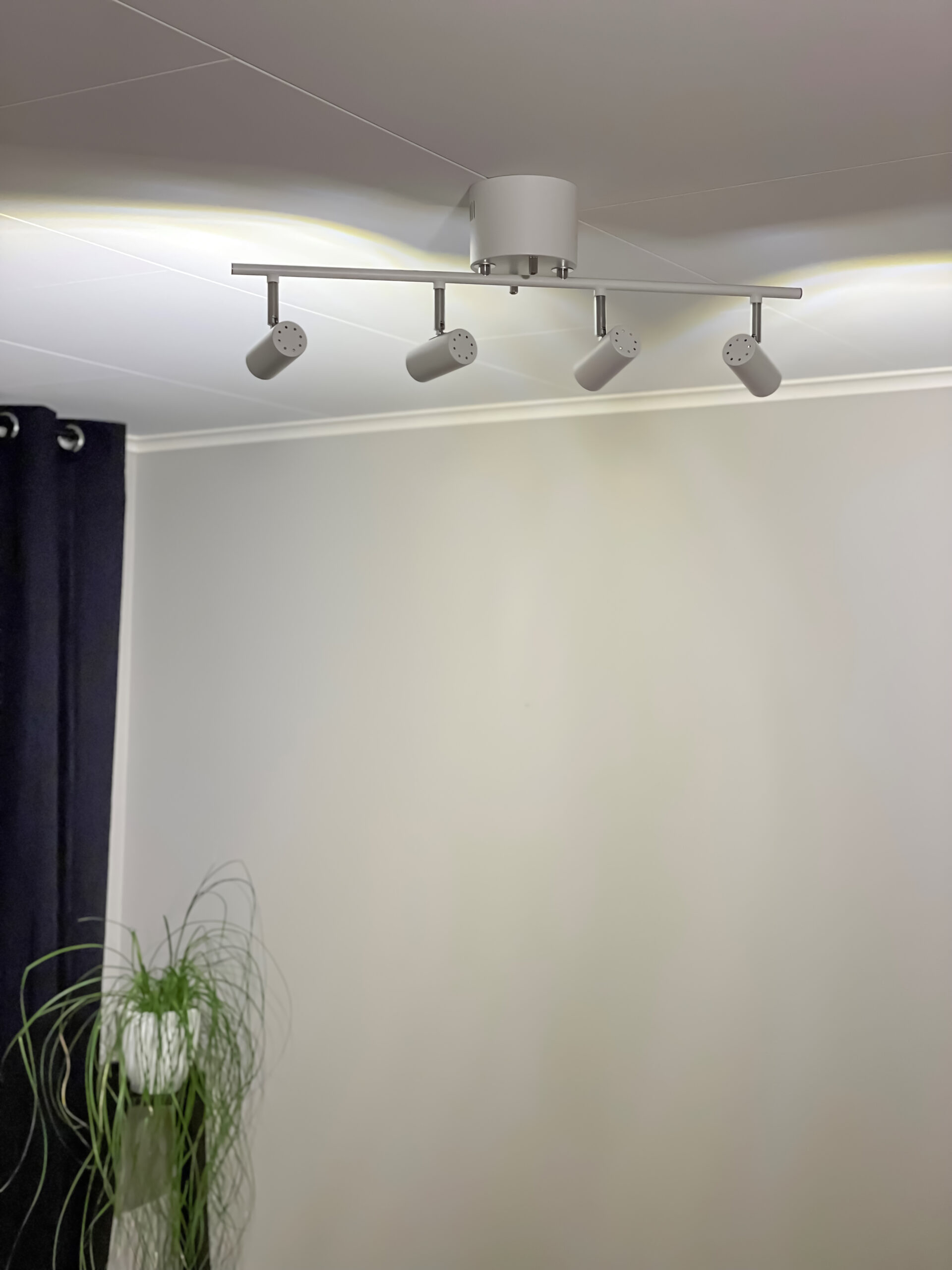 GUSTO ceiling spotlight 4-light tube - Image 2