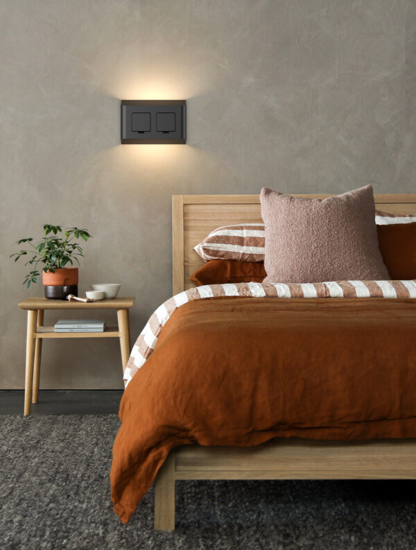 SÖGNE socket wall lamp